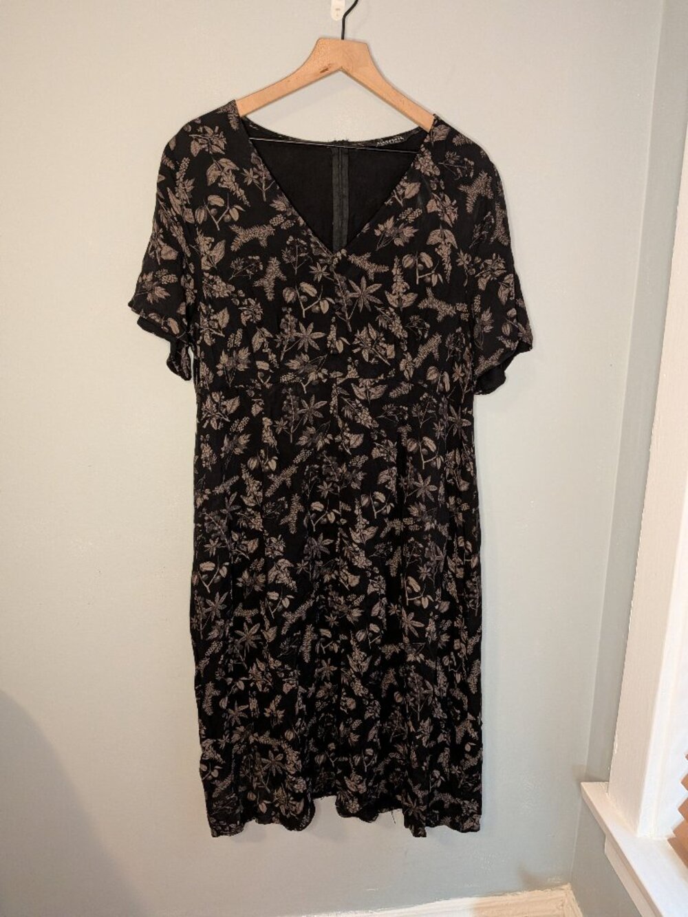 Disturbia Black & Tan Floral Leaf Print Shirt Dress Midi Short Sleeve 14